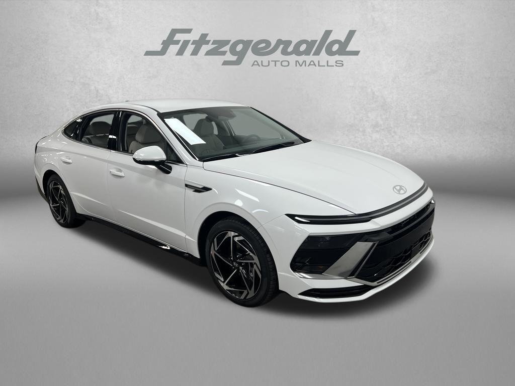 new 2026 Hyundai Sonata car, priced at $30,266