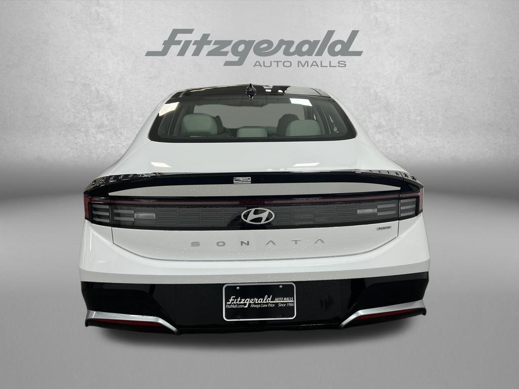 new 2026 Hyundai Sonata Hybrid car, priced at $33,940
