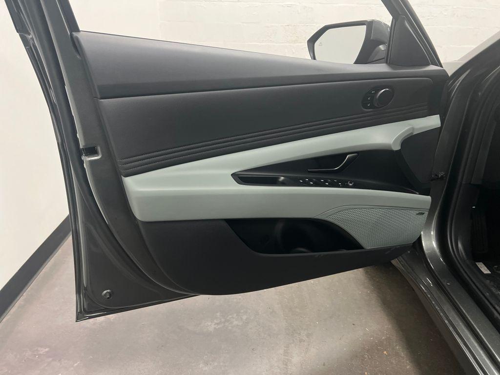 new 2026 Hyundai ELANTRA HEV car, priced at $30,211