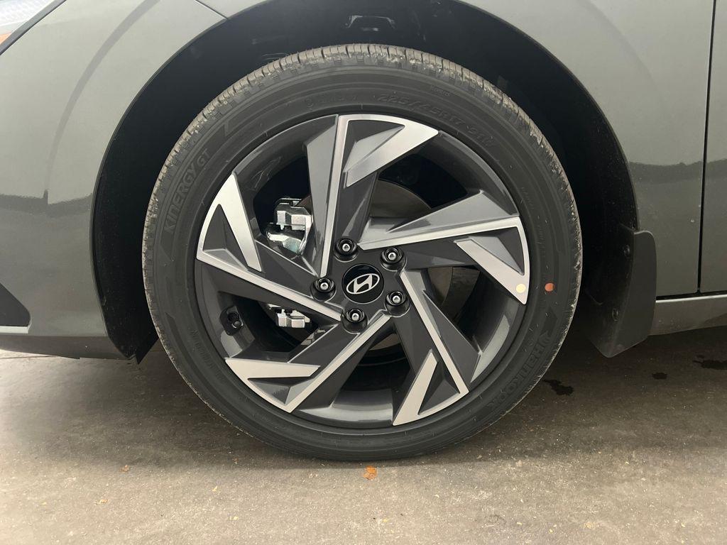 new 2026 Hyundai ELANTRA HEV car, priced at $30,211