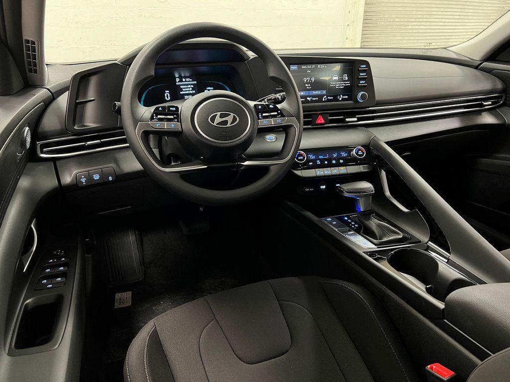 new 2026 Hyundai ELANTRA HEV car, priced at $25,915