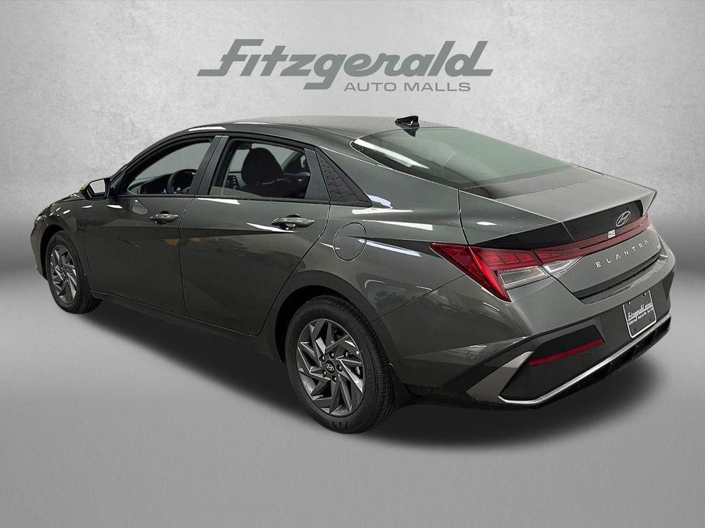 new 2026 Hyundai ELANTRA HEV car, priced at $25,915