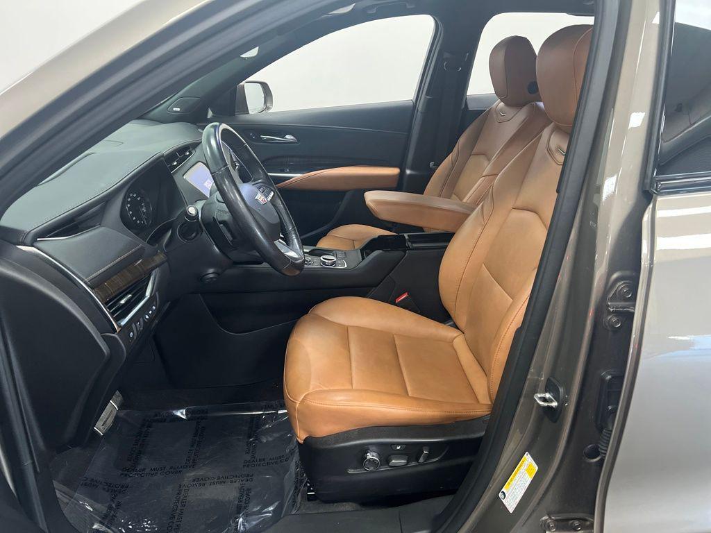 used 2020 Cadillac XT4 car, priced at $21,495