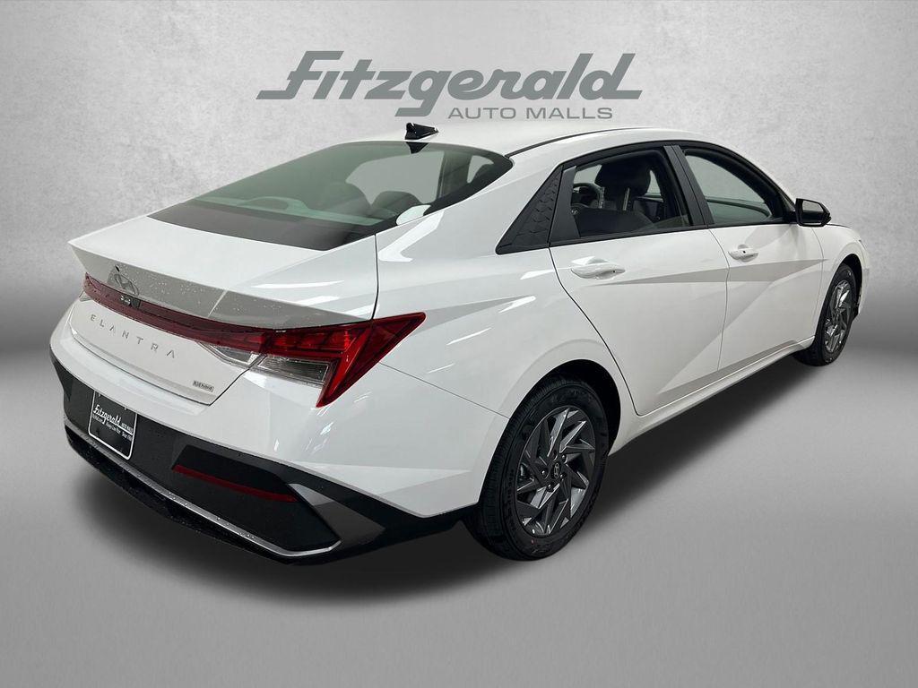 new 2026 Hyundai ELANTRA HEV car, priced at $26,445