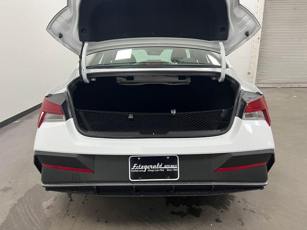 new 2026 Hyundai ELANTRA HEV car, priced at $26,445