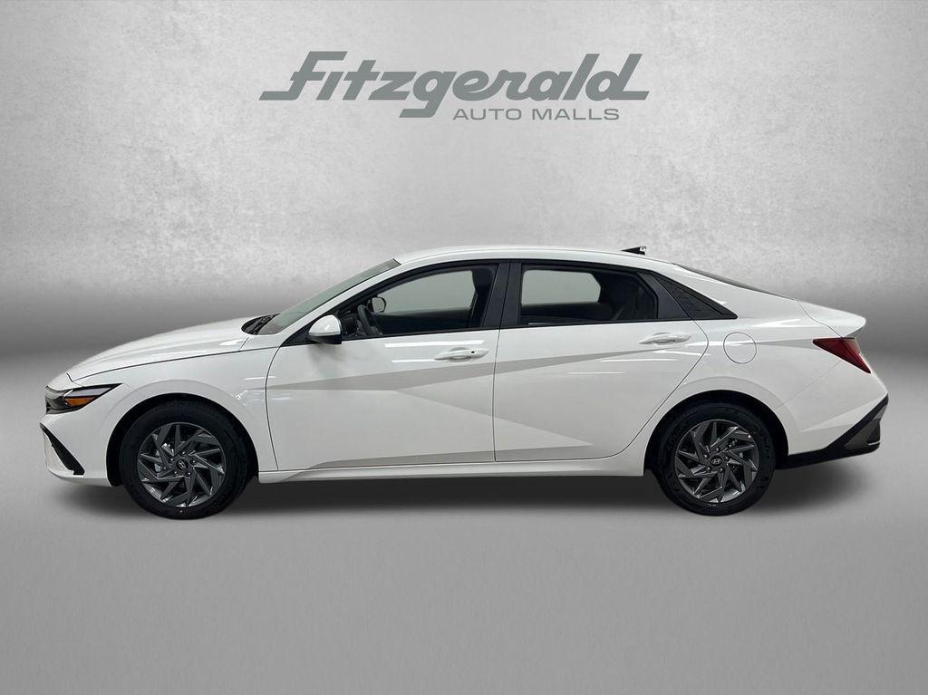 new 2026 Hyundai ELANTRA HEV car, priced at $26,445