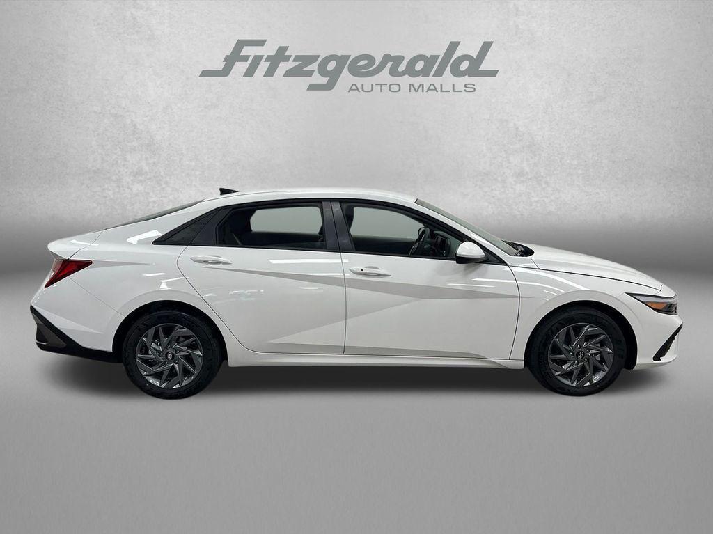 new 2026 Hyundai ELANTRA HEV car, priced at $26,445