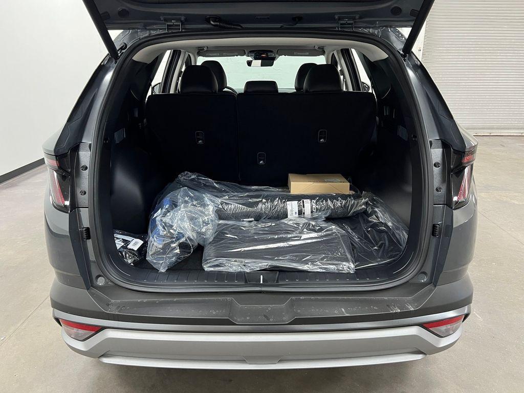 new 2026 Hyundai Tucson car, priced at $33,913