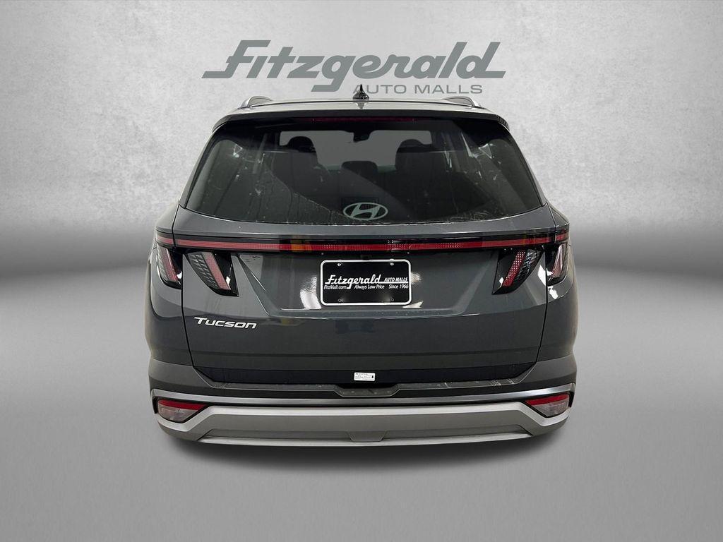 new 2026 Hyundai Tucson car, priced at $33,913