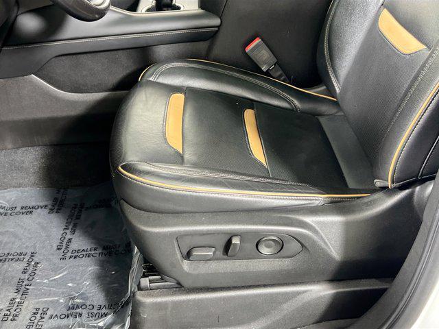 used 2021 GMC Yukon car, priced at $49,980