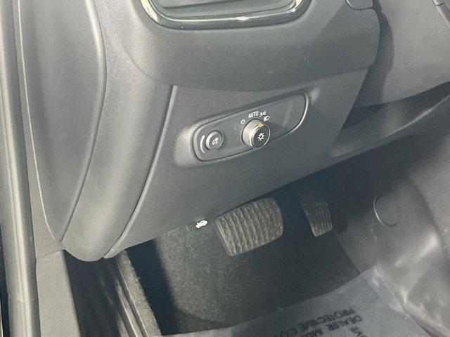 used 2023 Chevrolet Equinox car, priced at $27,160