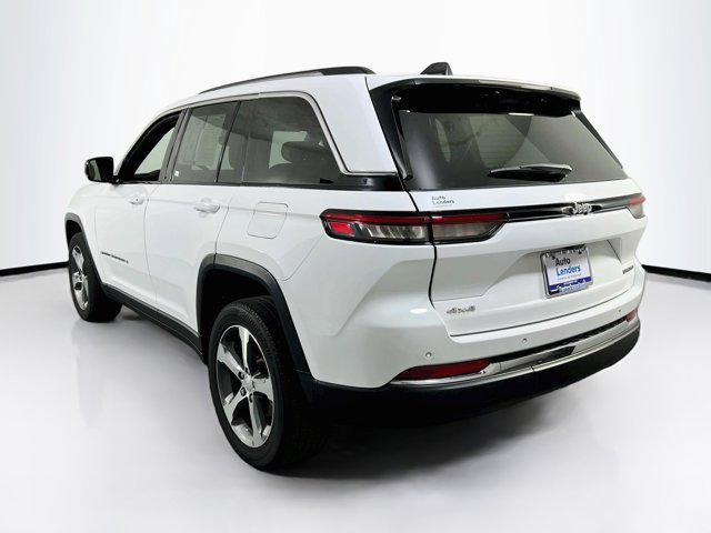 used 2023 Jeep Grand Cherokee car, priced at $32,125