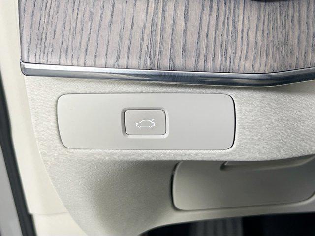 used 2023 Volvo XC90 car, priced at $36,516