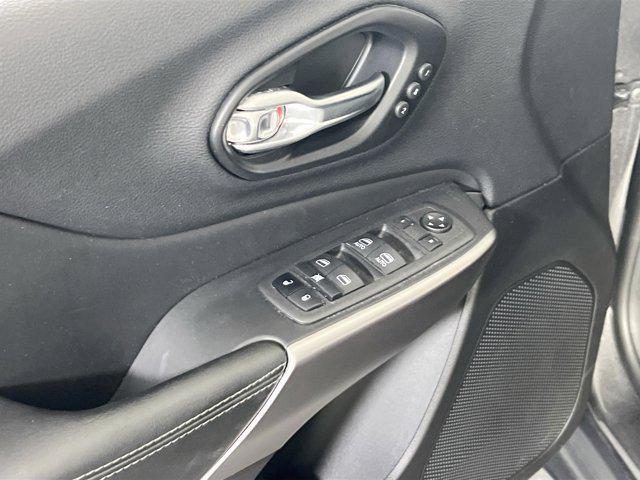 used 2022 Jeep Cherokee car, priced at $23,158