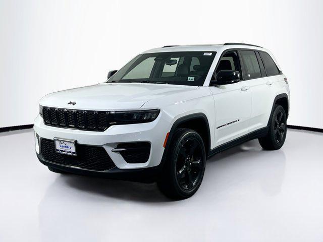 used 2023 Jeep Grand Cherokee car, priced at $32,378