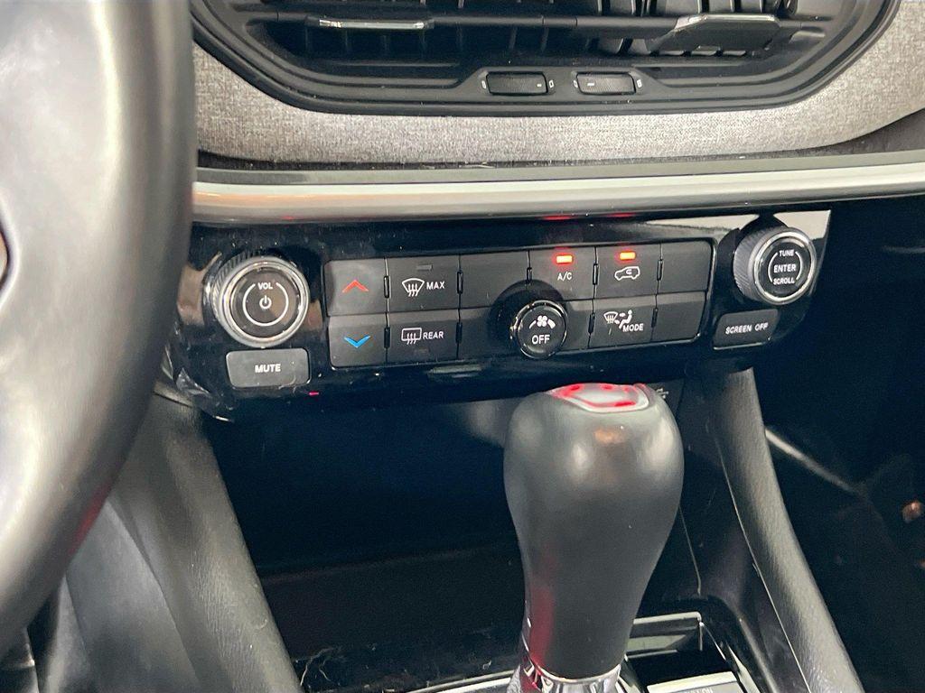 used 2022 Jeep Compass car, priced at $22,019
