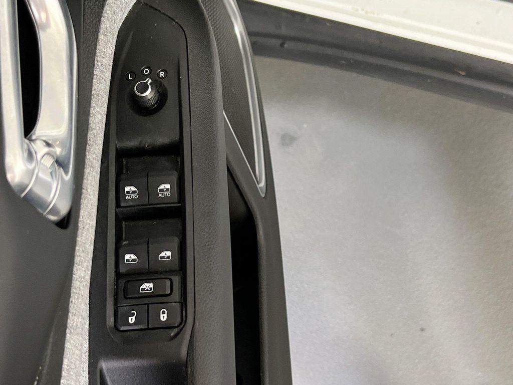 used 2022 Jeep Compass car, priced at $22,019