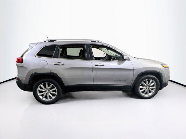 used 2018 Jeep Cherokee car, priced at $15,794