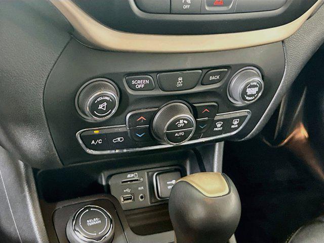 used 2018 Jeep Cherokee car, priced at $15,794