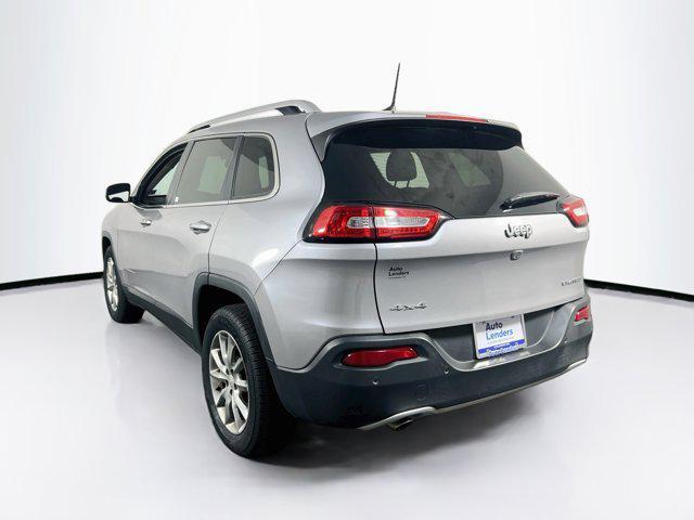 used 2018 Jeep Cherokee car, priced at $15,794