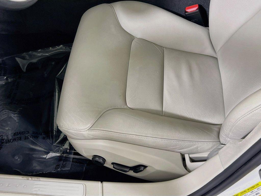 used 2023 Volvo S60 car, priced at $30,712