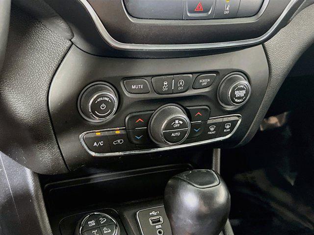 used 2022 Jeep Cherokee car, priced at $24,915
