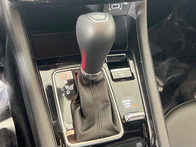 used 2023 Jeep Compass car, priced at $22,925