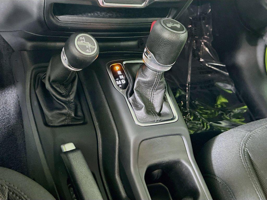 used 2021 Jeep Wrangler Unlimited car, priced at $33,054