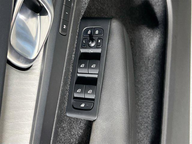 used 2023 Volvo XC40 car, priced at $28,730