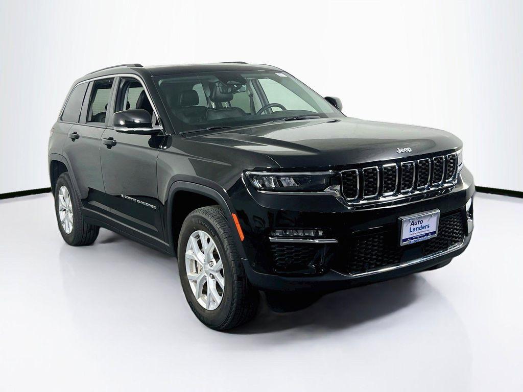used 2023 Jeep Grand Cherokee car, priced at $33,198