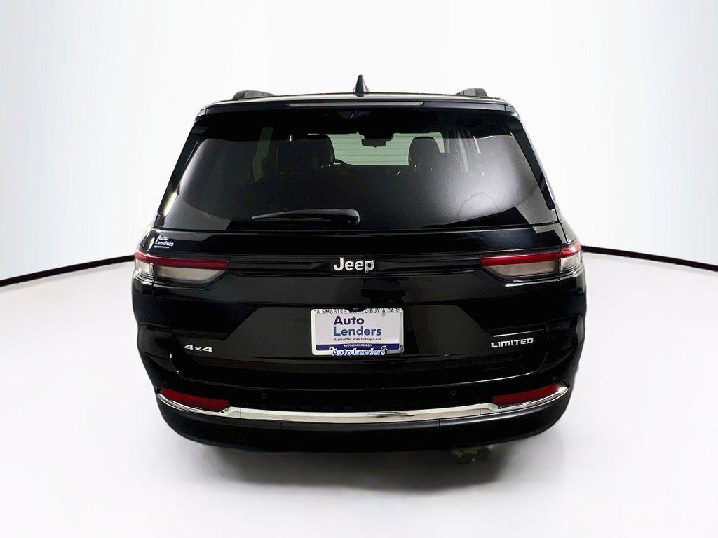 used 2023 Jeep Grand Cherokee car, priced at $33,198