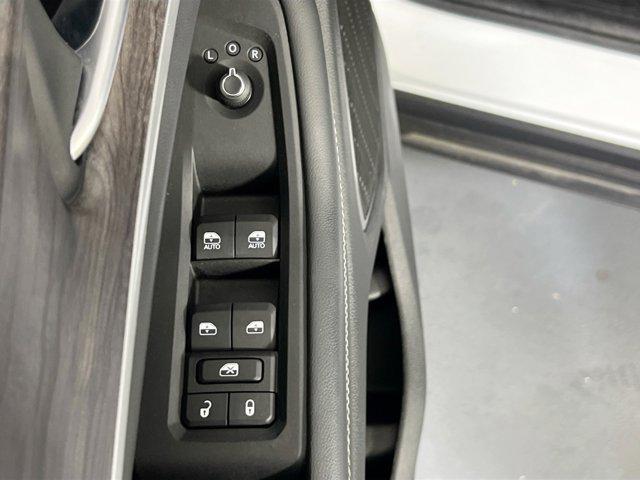 used 2022 Jeep Grand Cherokee car, priced at $28,250