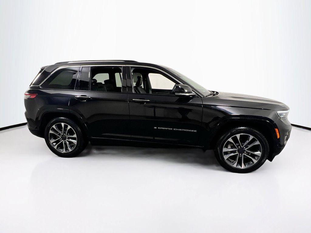 used 2023 Jeep Grand Cherokee car, priced at $32,001