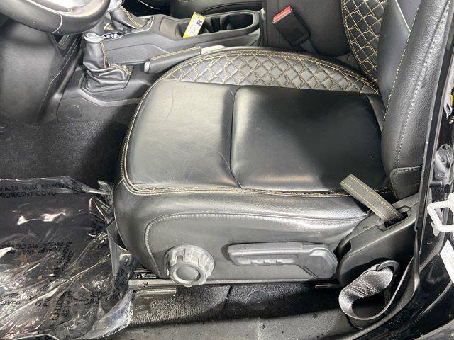 used 2022 Jeep Gladiator car, priced at $35,441