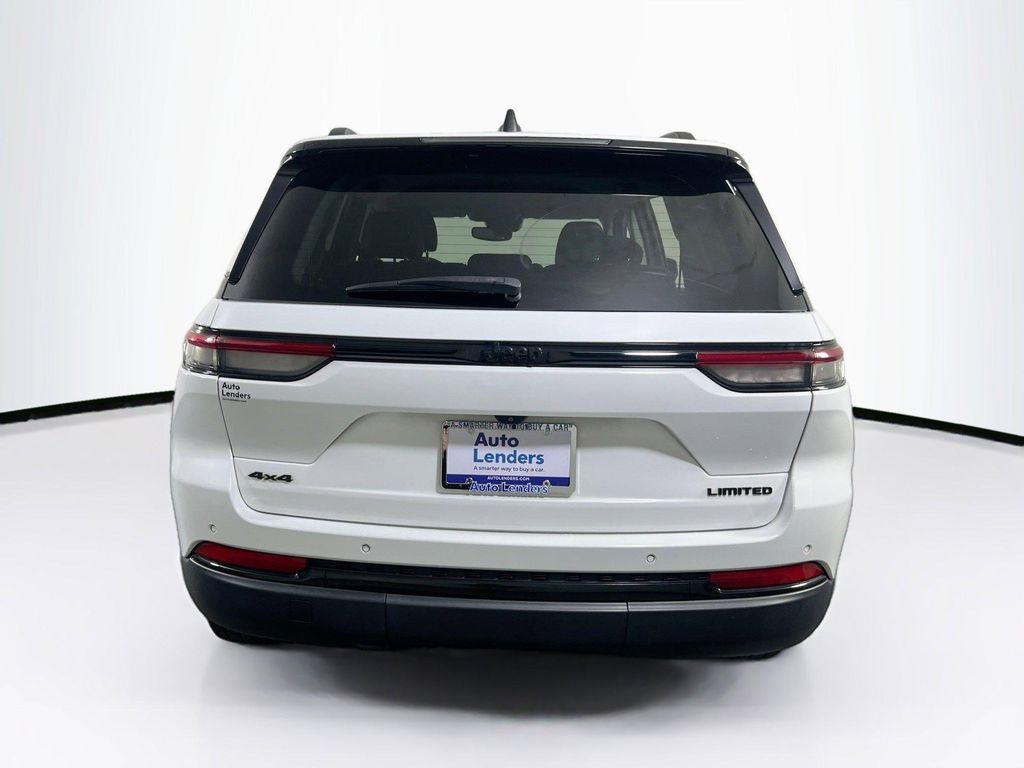 used 2023 Jeep Grand Cherokee car, priced at $29,506
