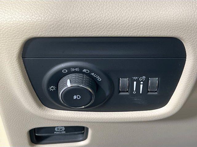 used 2023 Jeep Grand Cherokee car, priced at $32,427