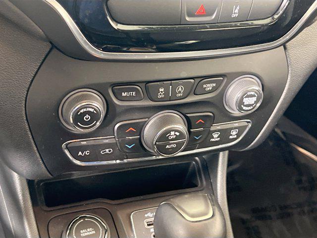 used 2022 Jeep Cherokee car, priced at $24,294