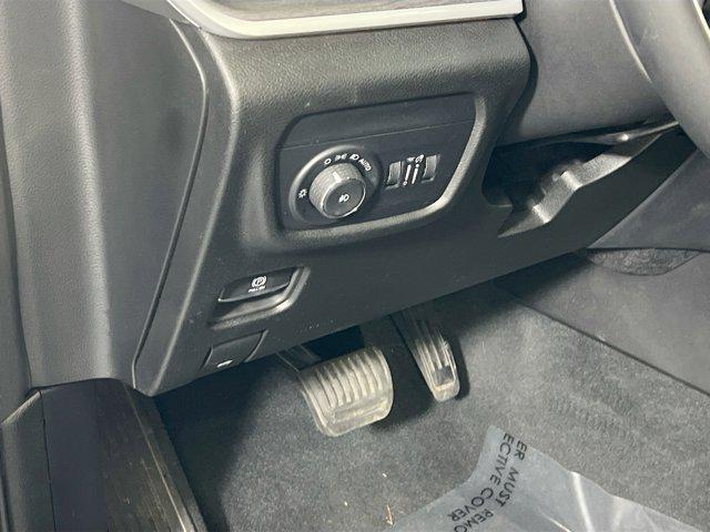 used 2023 Jeep Grand Cherokee car, priced at $31,153