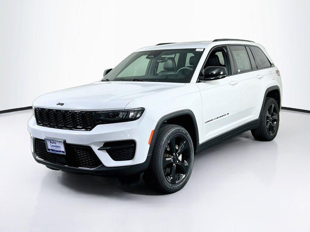 used 2023 Jeep Grand Cherokee car, priced at $29,995