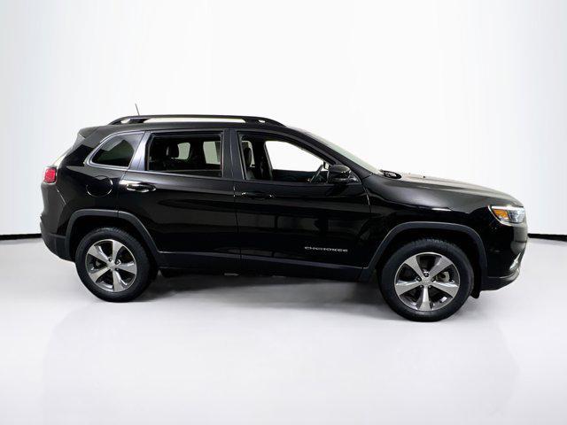 used 2022 Jeep Cherokee car, priced at $23,049