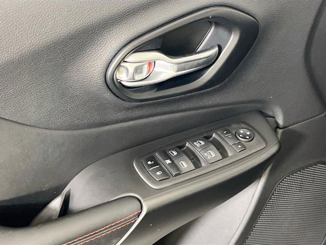 used 2022 Jeep Cherokee car, priced at $24,995