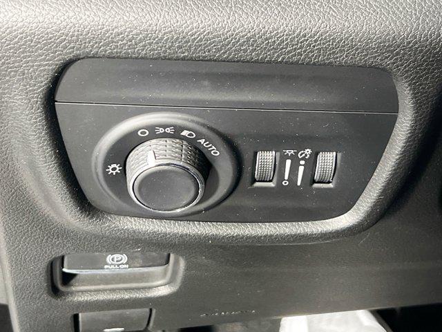 used 2023 Jeep Grand Cherokee car, priced at $28,495