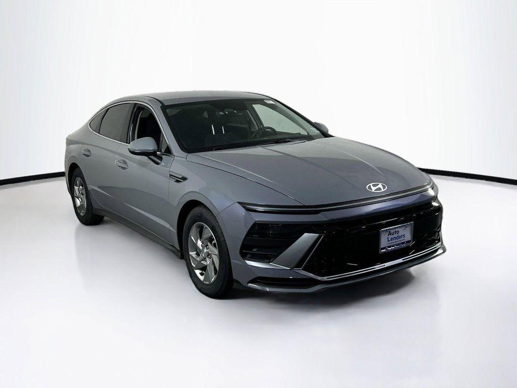 used 2025 Hyundai Sonata car, priced at $25,237