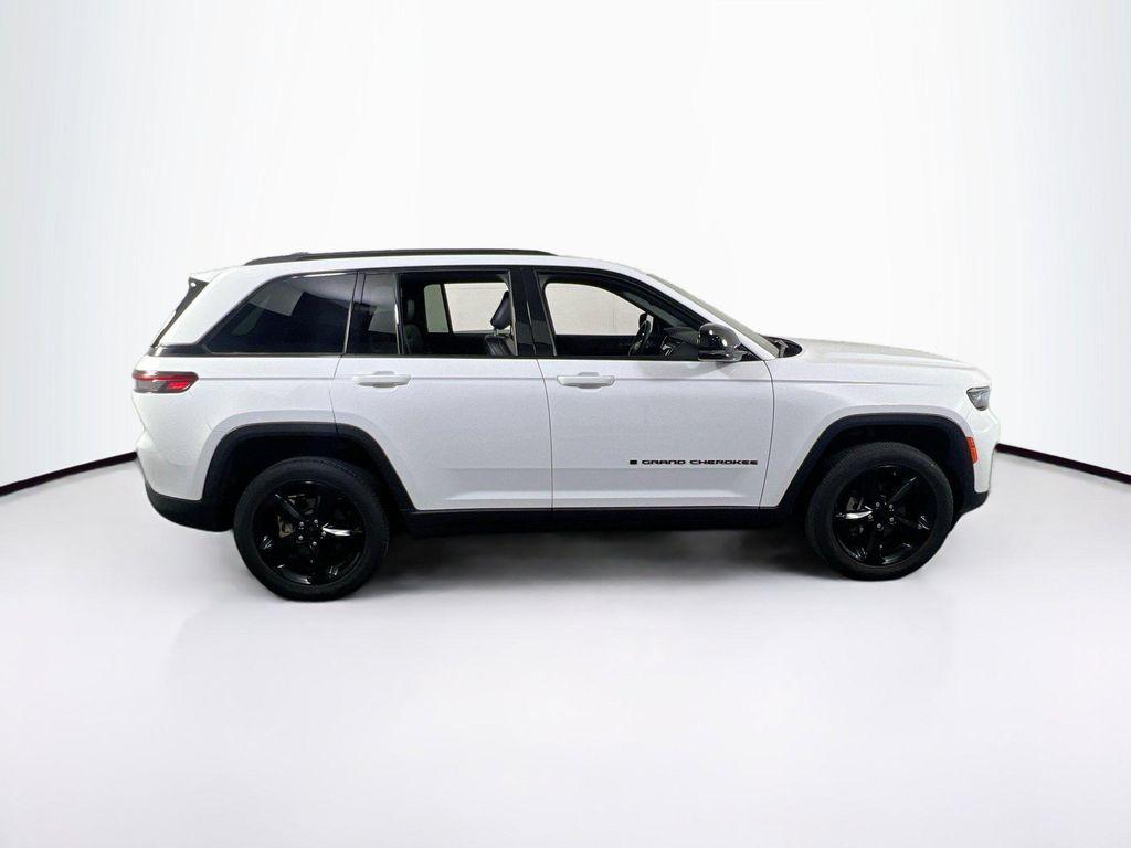 used 2023 Jeep Grand Cherokee car, priced at $30,366