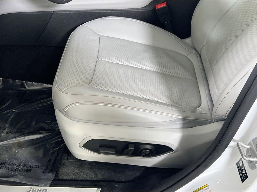 used 2023 Jeep Grand Cherokee L car, priced at $40,794