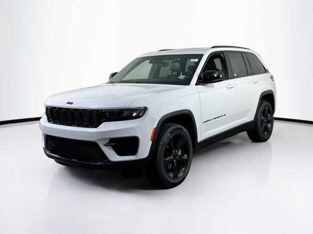 used 2023 Jeep Grand Cherokee car, priced at $33,345