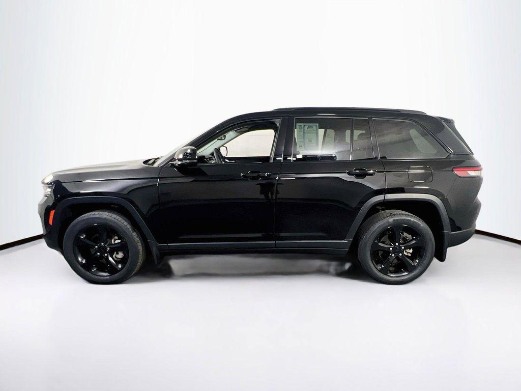 used 2023 Jeep Grand Cherokee car, priced at $33,035