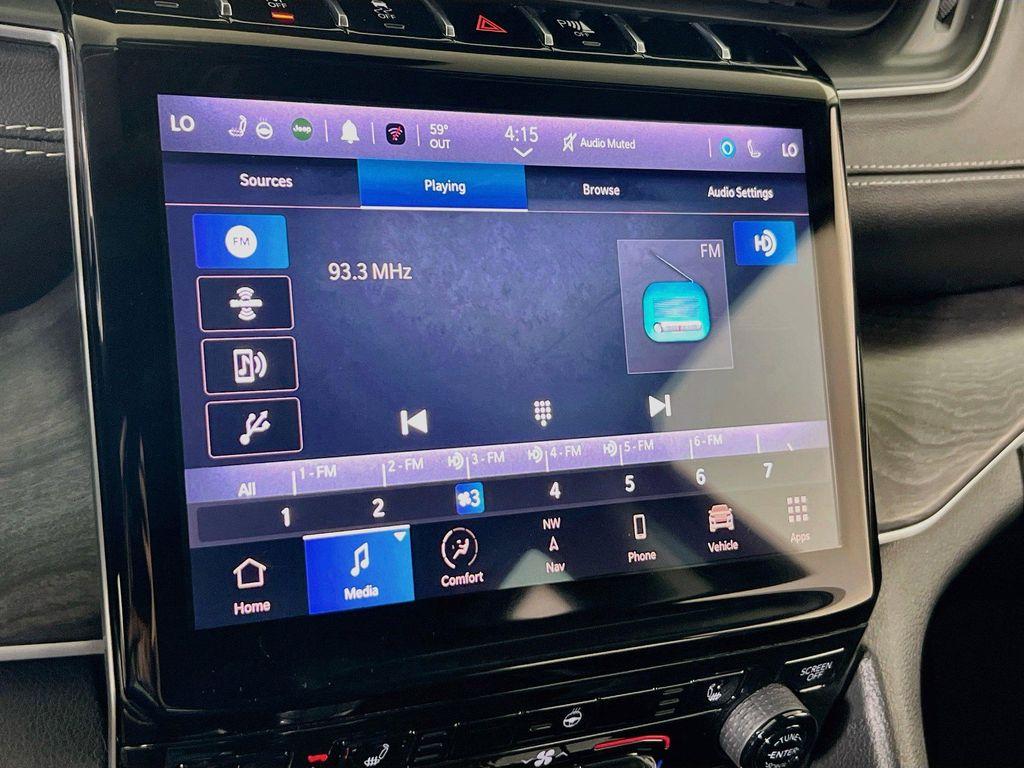 used 2023 Jeep Grand Cherokee car, priced at $33,035