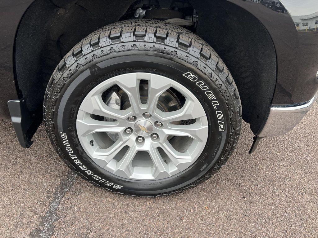 used 2022 Chevrolet Silverado 1500 car, priced at $42,495