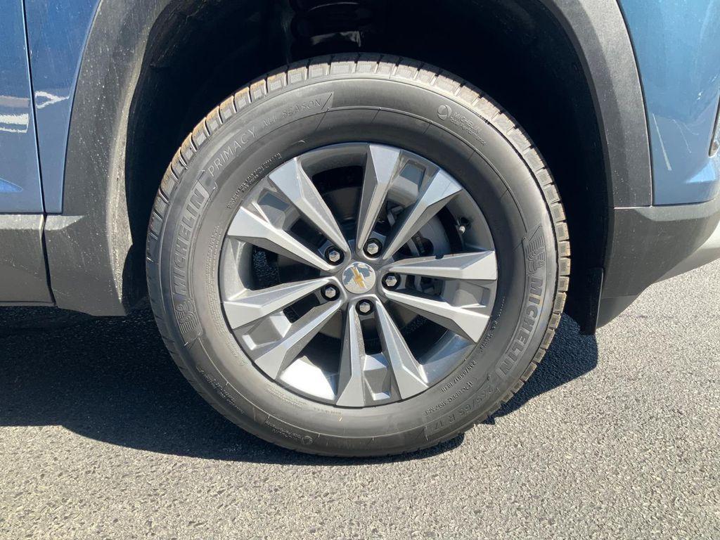 new 2026 Chevrolet Equinox car, priced at $36,770